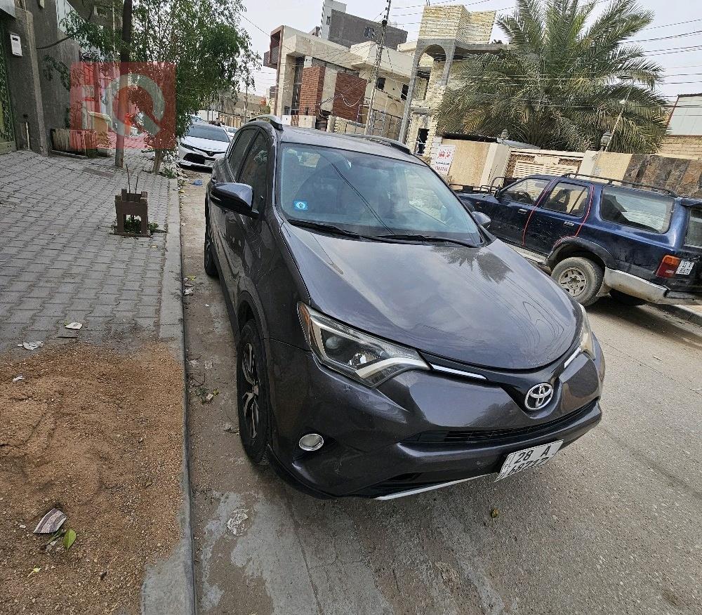 تۆیۆتا ڕاڤ 4